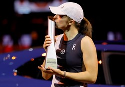 Piękny gest Igi Świątek. Ogłosiła, komu przekaże nowiutkie Porsche