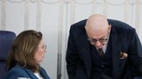 Kamiński przysłał Kidawie-Błońskiej kwiaty z bilecikiem. Ale ta nie wybacza