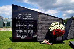 Lech Kaczyński patronem świnoujskiego gazoportu. „To nie jest przypadek”