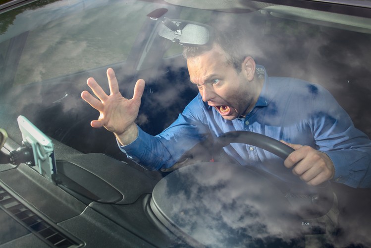 <strong> Nowy taryfikator punktów karnych</strong>
<br><br>
Kierowcy będą musieli zmierzyć się ze znacznymi zmianami. Od stycznia szybciej będzie można stracić prawo jazdy, a to za sprawą punktów karnych. Kodeks wykroczeń rozszerzy się o nowe czynności, które dotąd nie były punktowane.
<br><br>
<a title=