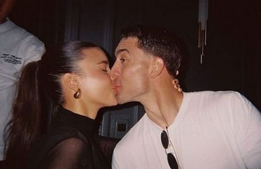 Dušan Vlahović sa devojkom