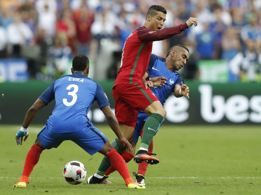 Dmitri Payet komentuje swój brutalny ataka na Ronaldo