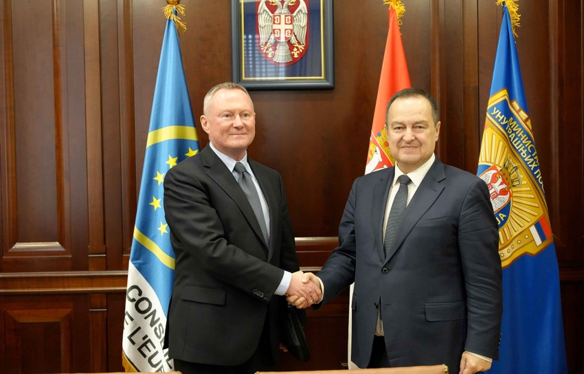 Ivica Dačić sa komesarom za ljudska prava Saveta Evrope Majklom Oflajertijem.