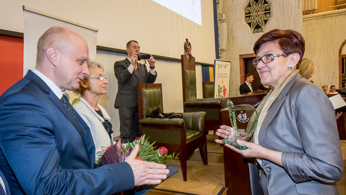 Długoletnia wolontariuszka żorskiego Hospicjum im. Jana Pawła II znalazła się w gronie laureatów konkursu "Przyjaciel rodziny 2017" ogłoszonego przez Zarząd Województwa Śląskiego.