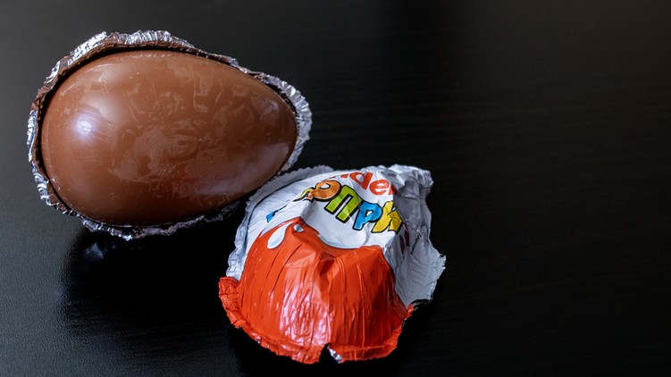 szalmonella, fertőzés, Kinder, csokoládé, termékvisszahívás, Nébih