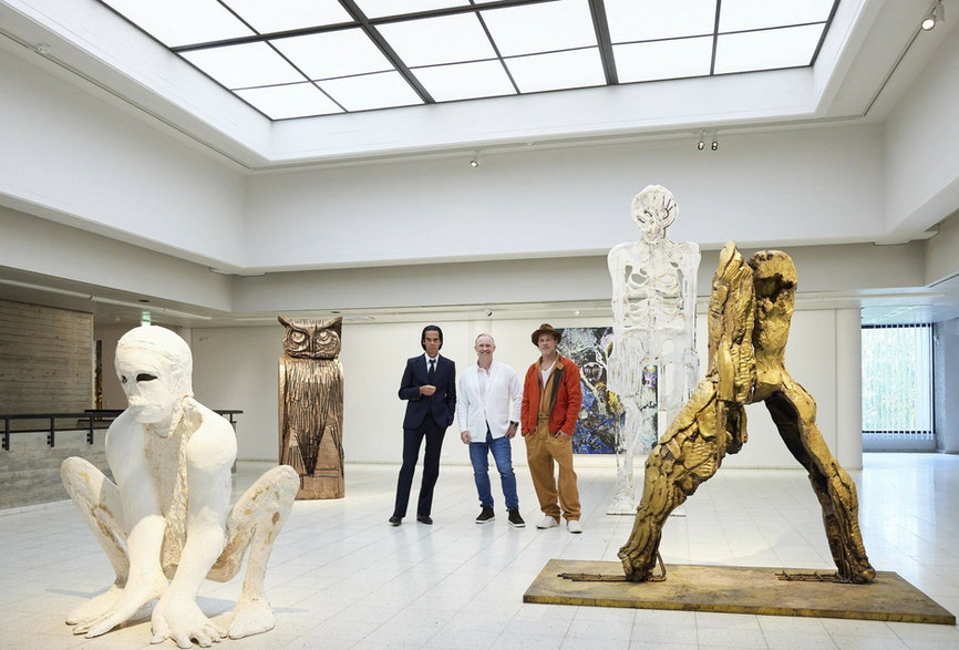 Wystawa rzeźb, na której zaprezentowali się Brad Pitt, Nick Cave i Thomas Houseago