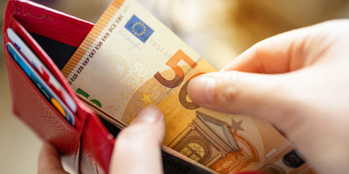 Płaca minimalna w Holandii to równowartość blisko 10 tys. zł brutto