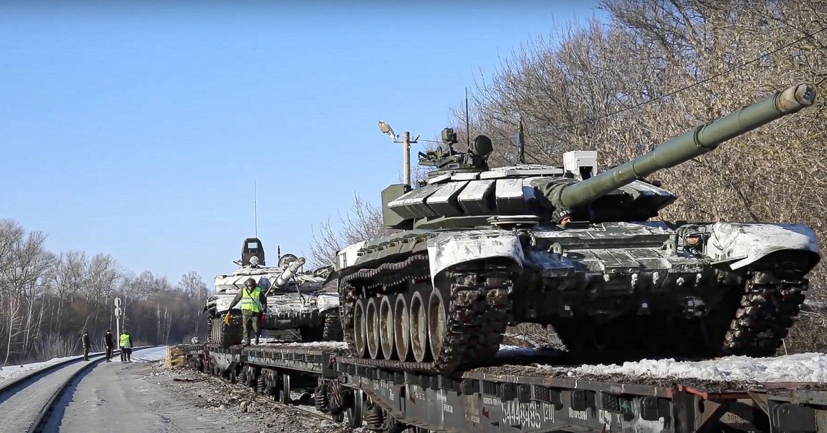 Białorusini się wygadali. Do Rosji jedzie masa czołgów i rakiet