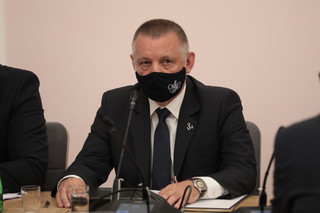 Banaś: Zawiadomimy prokuraturę ws. elektrowni w Ostrołęce i oczyszczalni Czajka