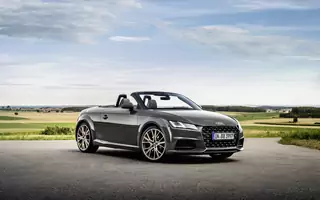 Audi TT i TTS – stylowe i ostrzejsze