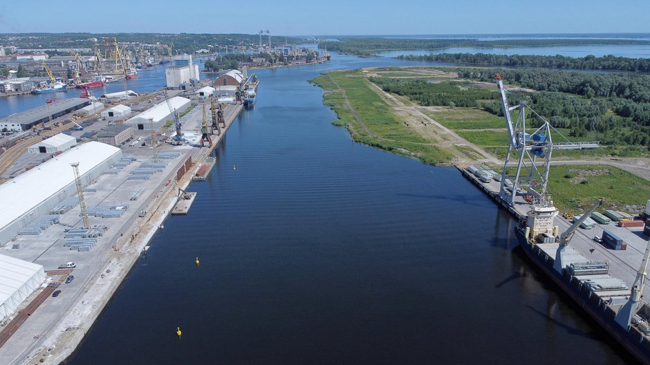 Widok na port w Szczecinie (zdj. ilustracyjne)