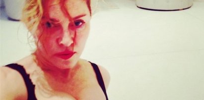 Madonna kusi biustem na Instagramie