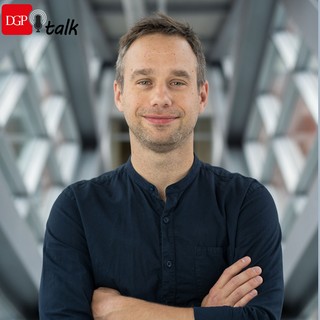 Dr Krzysztof Tyszka: Porównując pojedyncze neurony: biologiczny i fotoniczny, możemy powiedzieć, że ten opracowany przez nas jest dużo szybszy.