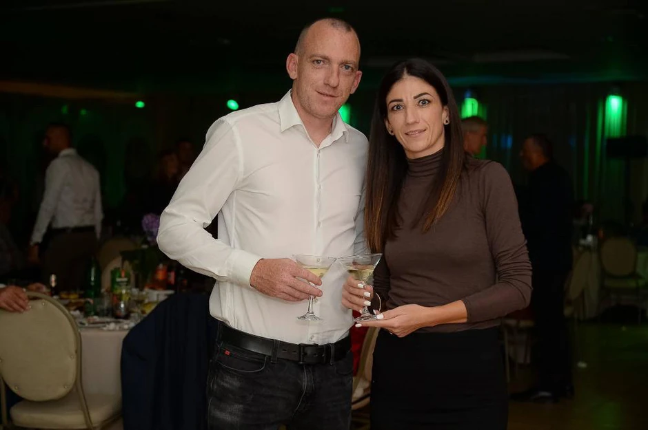 Selakovići su se odlučili za stomatološku ordinaciju jer na njihovom sajtu postoji informacija da rade zubne implante