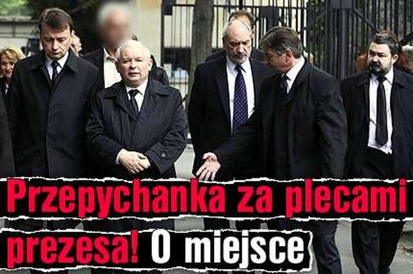 Przepychanka za plecami prezesa! O miejsce