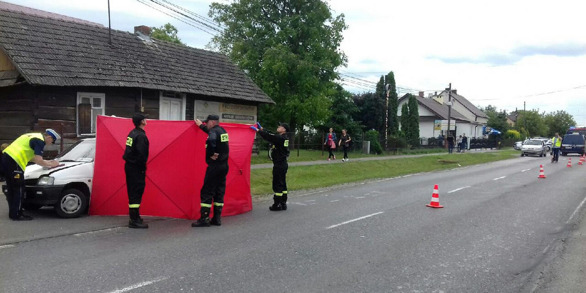 Wypadek w Gniewczynie Łańcuckiej. Zginął 9-letni chłopiec, potrącony przez dewoo tico