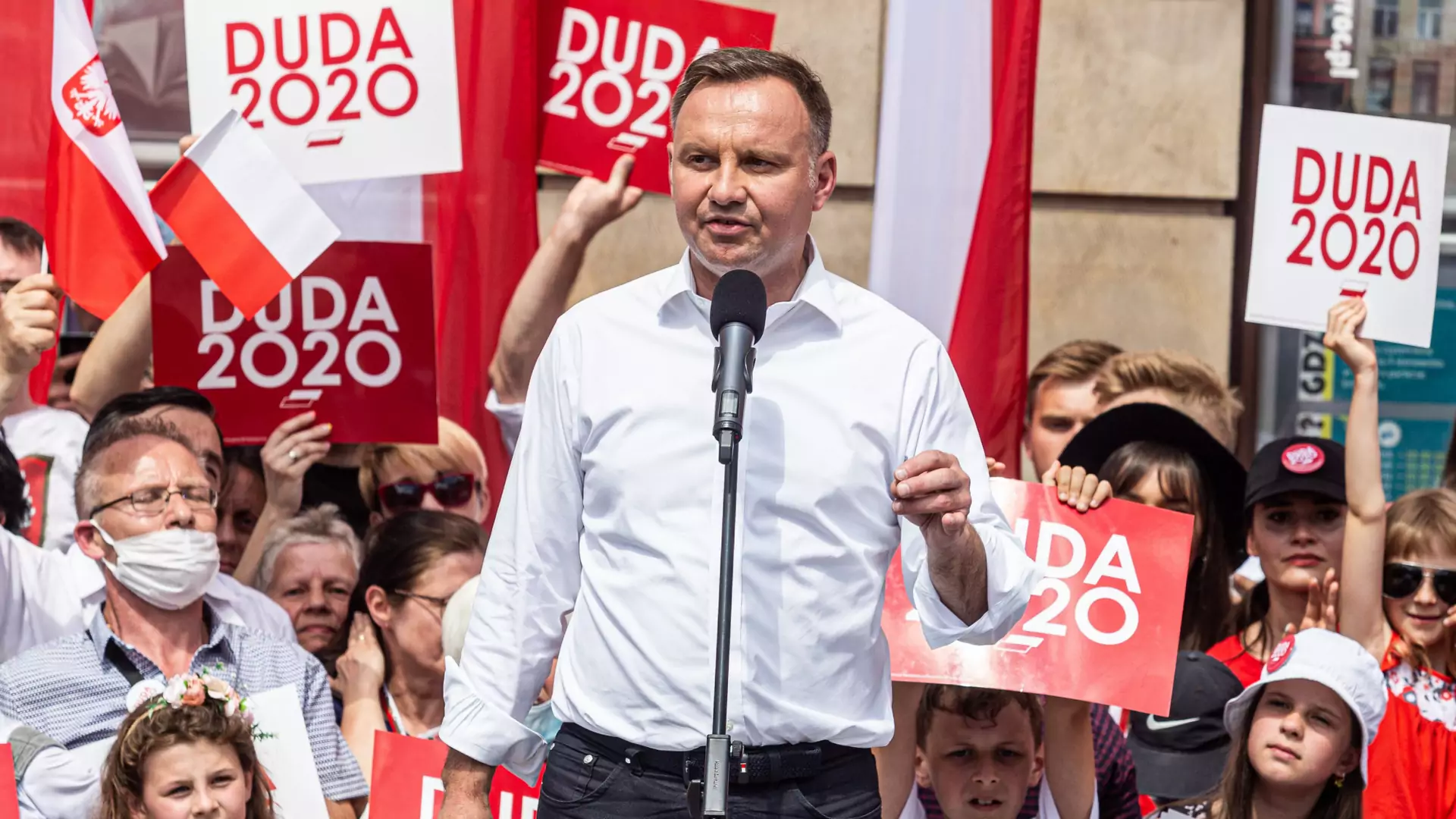 Nie tylko Żulczyk. Nastolatkowie oskarżeni o znieważenie Andrzeja Dudy