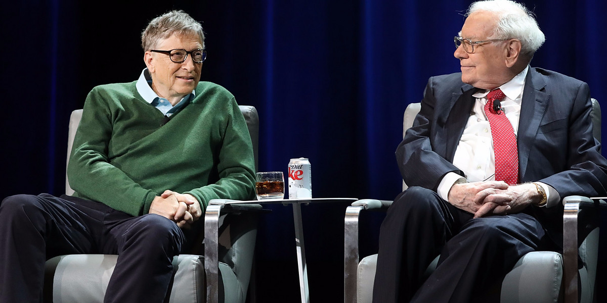 Warren Buffett and Bill Gates don't think Trump's tax cut will help business