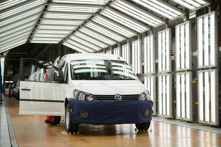 Hale produkcyjne Volkswagen Poznań w Antoninku pod Poznaniem. 
<br><br> 
fot.(jk/mr) PAP/Jakub Kaczmarczyk