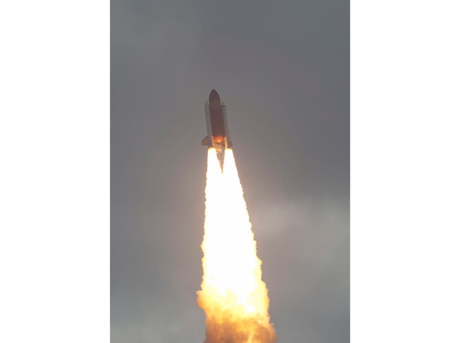 Prom Endeavour w drodze w kosmos