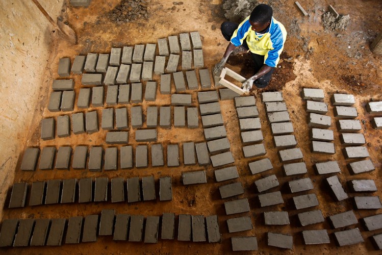 Pigmeje z dżungli w Afryce