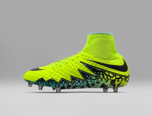 Spark Brilliance Football Pack