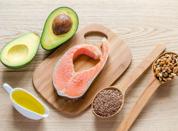 Jak kwasy omega-3 wpływają na zdrowie? Dietetyk wyjaśnia