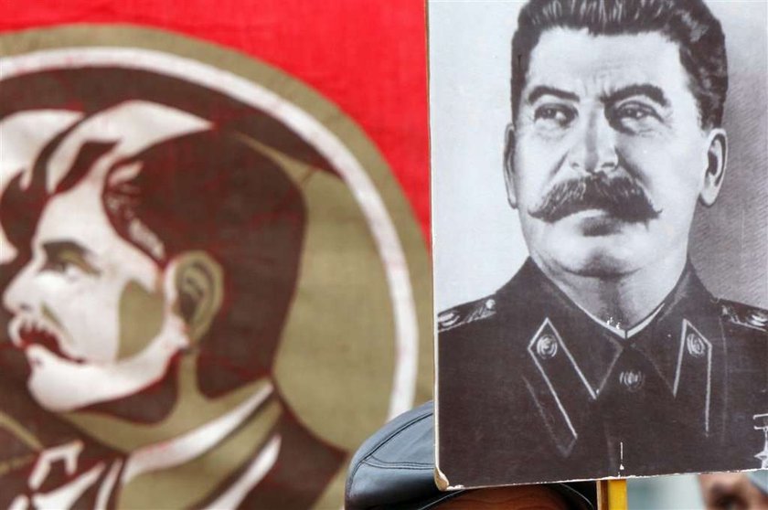 Stalin, Jewgienij Dżugaszwili