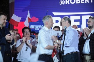 Biedroń: Jestem gotów do rozmów z osobą, która na opozycji otrzyma najlepszy wynik. Lewica 'przekaże' głosy Trzaskowskiemu?