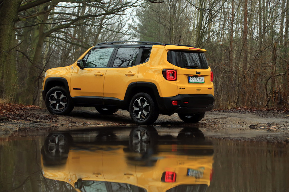 Jeep Renegade Trailhawk z terenowymi aspiracjami TEST