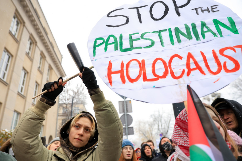 Uczestnicy wiecu wezwali społeczność międzynarodową do "zatrzymania holokaustu Palestyńczyków"