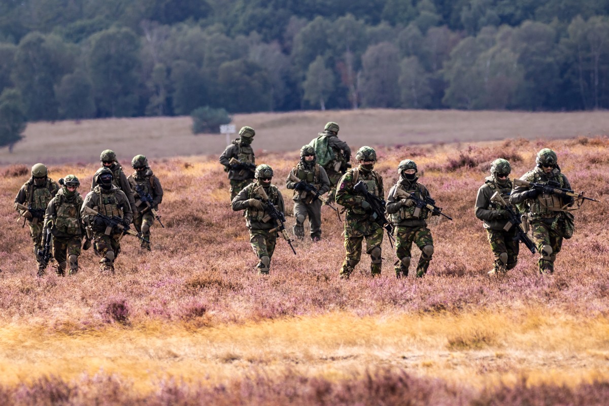 Holenderscy żołnierze na ćwiczeniach w Polsce zetknęli się z podejrzanymi dronami. Media alarmują