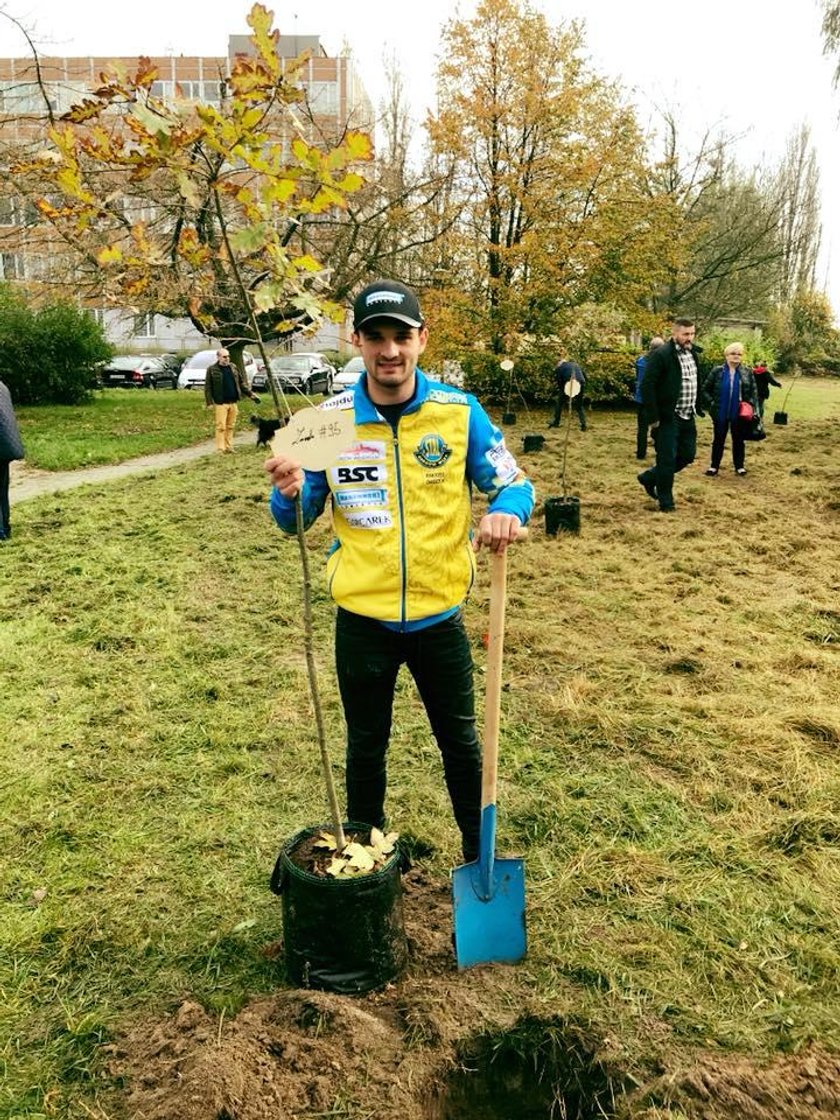 Cała prawda o Zmarzliku. Król żużla z wędką i sekatorem