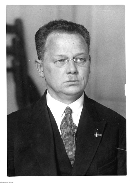 Medard Downarowicz (Stronnictwo Niezawisłości Narodowej) - minister ochrony kultury i sztuk pięknych od 17 listopada 1918 r. (od 5 grudnia 1918 r. minister sztuki i kultury) do 16 stycznia 1919 r.