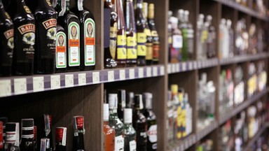 Prohibicja w stolicy. Warszawiacy zdecydują o sprzedaży alkoholu nocą