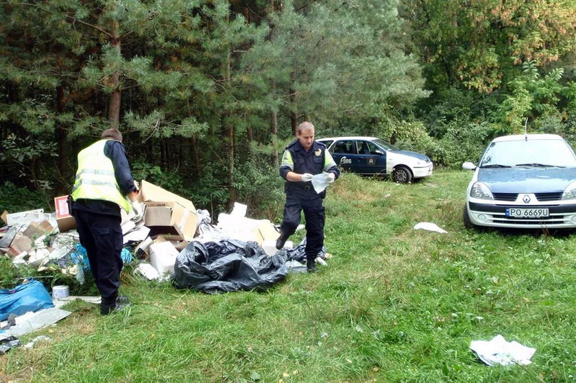 Dokumenty na śmietniku