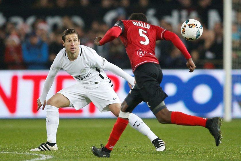 Grzegorz Krychowiak poza składem na mecz Stade Rennes. Co się stanie z Polakiem?