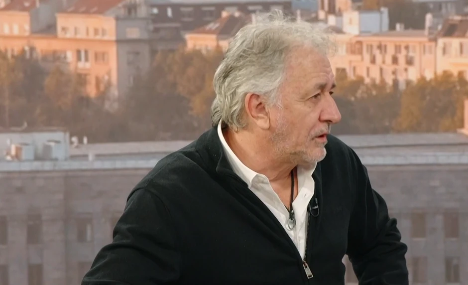 Trener za partnerske odnose Moma Stefanović