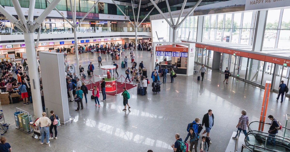 Państwowe banki sfinansują rozbudowę Lotniska Chopina i prace w Baranowie. PPL z kluczową umową