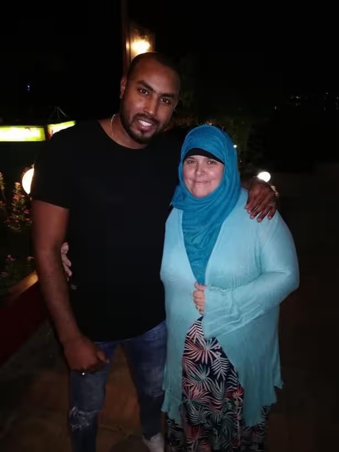 Džulija i Ahmed