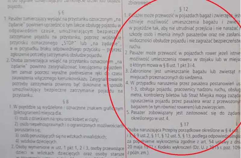 Zbliżenie na par. 12 i par. 17 regulaminu wywieszonego w autobusie w dniu zdarzenia.