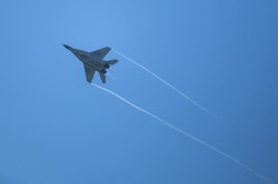 Wojskowy MiG-29 rozbił się podczas lądowania. Pilot (nie) katapultował się?