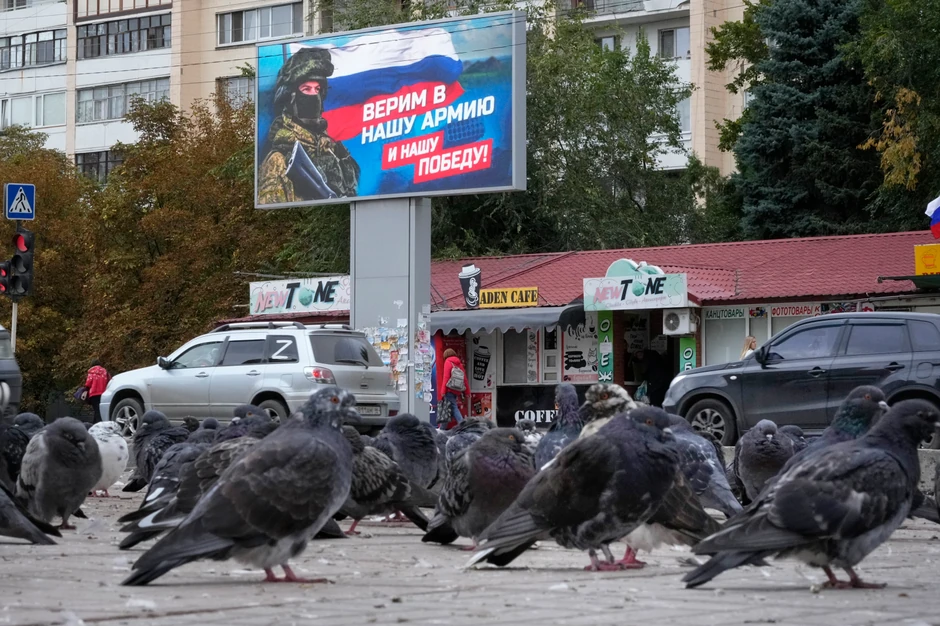 Grad Lugansk, dan nakon završetka referenduma 28. septembra