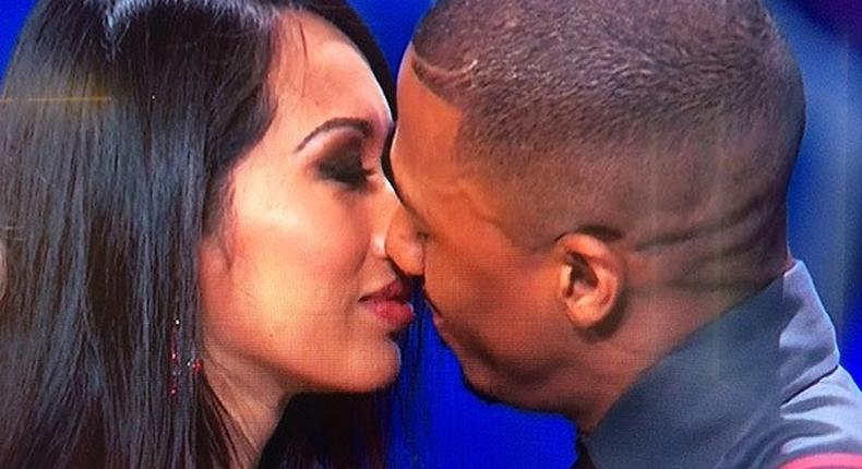 Nick Cannon gets kissing lessons on 'America's Got Talent'