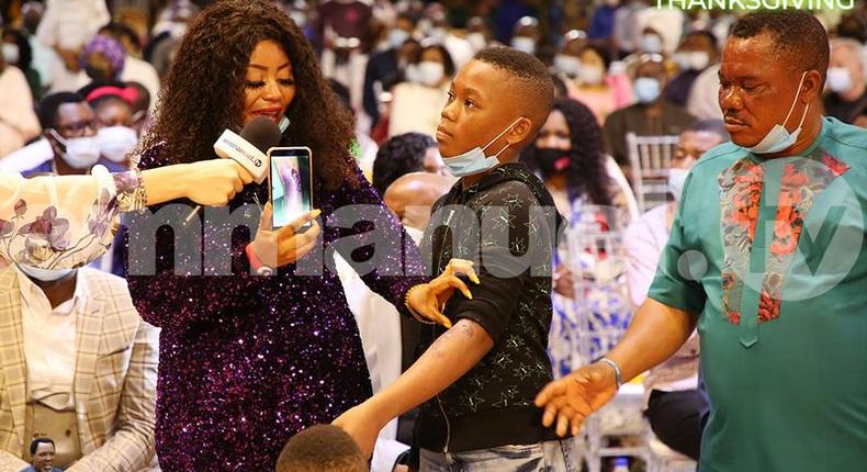 Boy with fractured arm allegedly healed while watching TB Joshua’s burial service