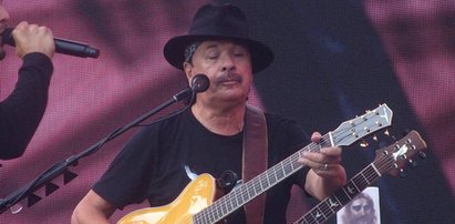 Carlos Santana miał wypadek na scenie. Co się stało słynnemu gitarzyście?