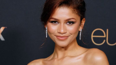 Zendaya w zjawiskowej kreacji Valentino. W latach 90. miała ją inna gwiazda