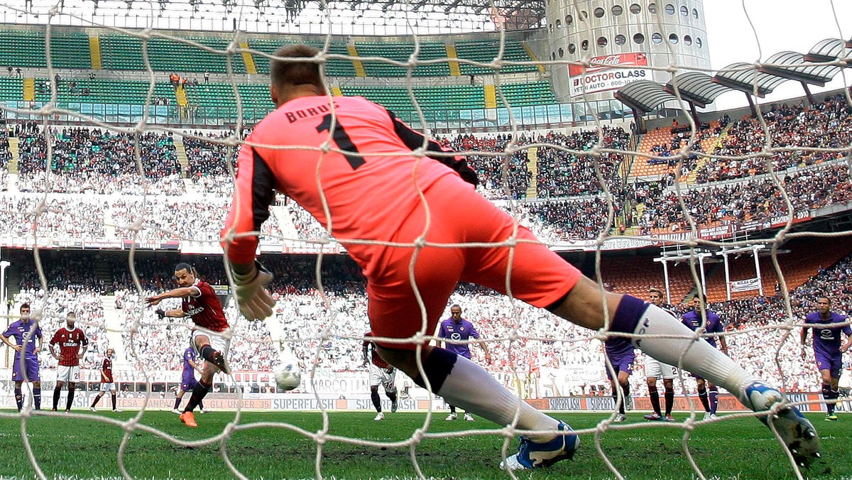 ACF Fiorentina niespodziewanie wygrała na San Siro 2:1 z AC Milan. Jednym z architektów tego zwycięstwa był Artur Boruc, który kilkakrotnie popisał się dobrymi interwencjami. Po meczu polski bramkarz został uznany za jednego z najlepszych w swojej drużynie.