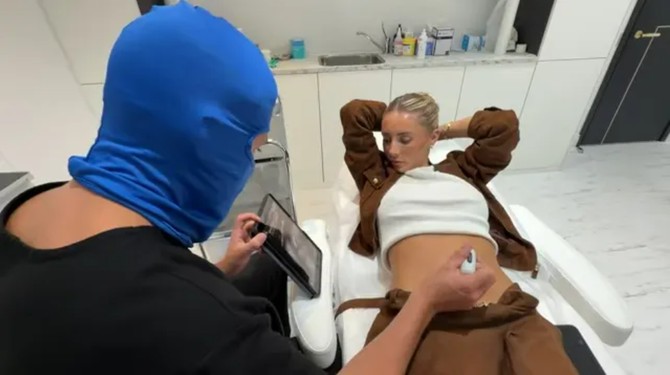 Boni Blu je trudna