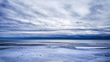 bałtyk zalany toksycznym olejem. tysiące litrów paliwa trafiło do zatoki botnickiej